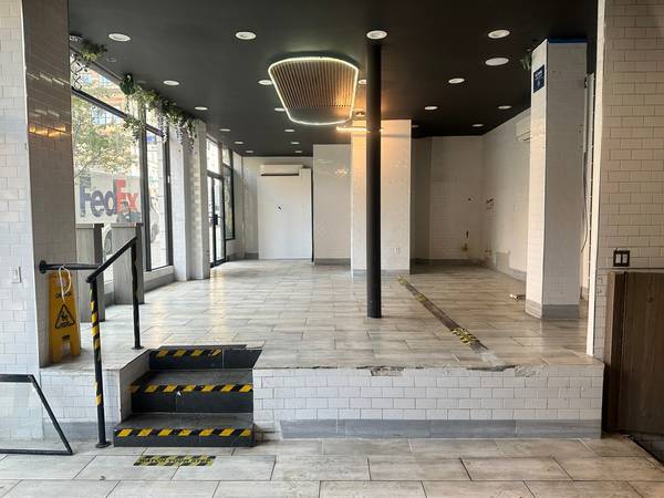 FULLY VENTED RESTAURANT SPACE IN MIDTOWN EAST TURTLE BAY!
$10,000
                        Midtown East FULLY VENTED RESTAURANT SPACE IN MIDTOWN EAST TURTLE BAY!
$10,000
                        Midtown East