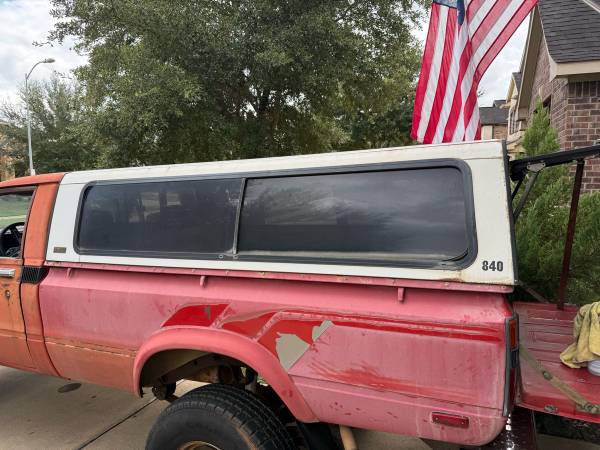 GEMTOP Cap Camper Shell Long Bed Toyota 1