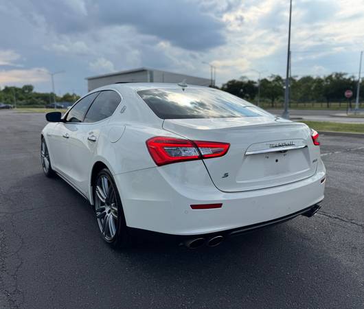 2017 MASERATI GHIBLI S - $15,000 (Staten Island)63482439915139124