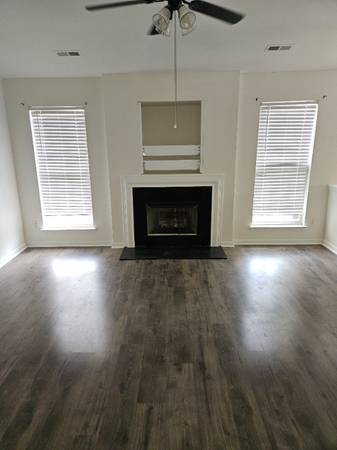$1950.00 / 3br - 1218ft2 - Ranch Style 3 BR/2 BA in Great Steelcreek neighborhood !63925205783683122