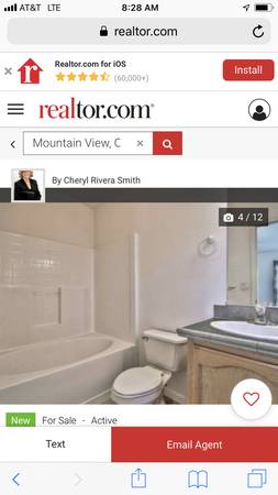 Room for rent. Must be 30 yo or over. Kitchen. Laundry. Private bath. 1