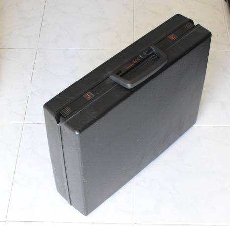 Samsonite Briefcase 1