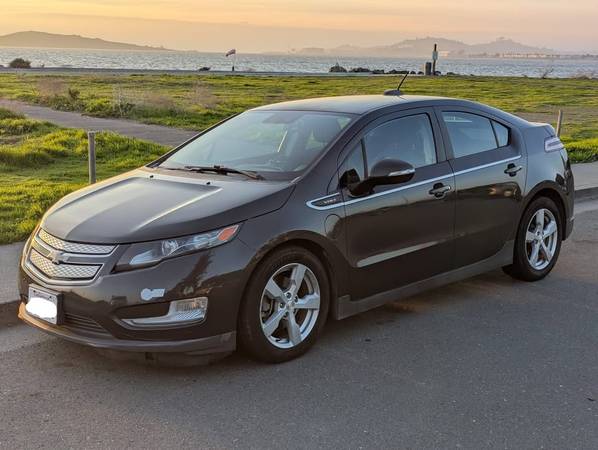 2015 Chevrolet volt Plug-in Hybrid 1