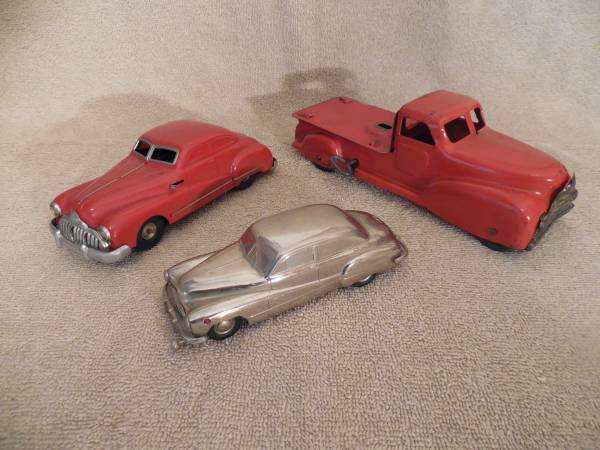 Prices Reduced - 3 vintage metal toy cars 1