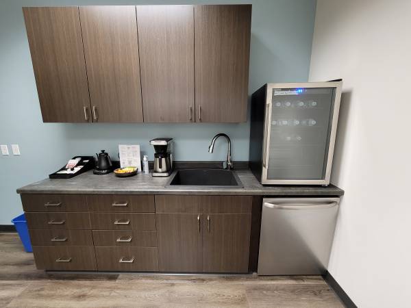 $849 Large, Private Office with Natural Light (Downtown)63863567801345123