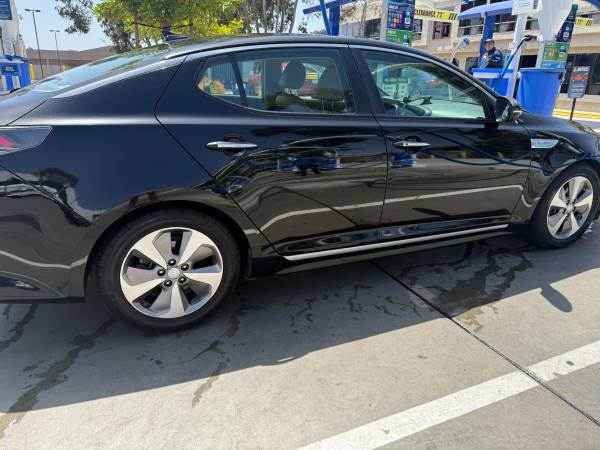 2014 Kia Optima EX Hybrid- 4 door, very good condition - $6,500 (Scripps Ranch)63618407853827122