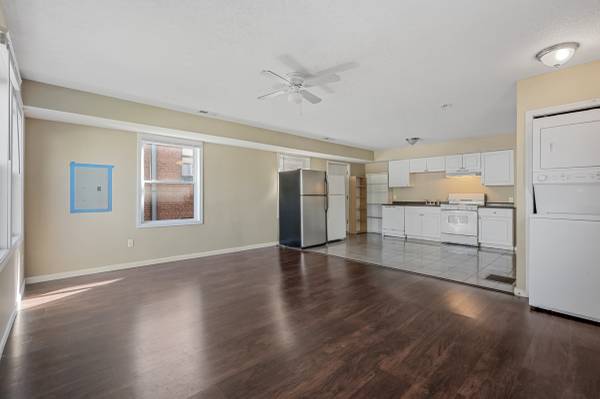 $2,595 / 5br - 2000ft2 - MUST SEE 5BD/2BA unit! Private Rooftop Deck! Parking! Available NOW! (Stadium Village)63868703755779120