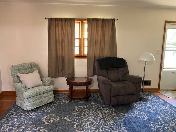 $950 / 2br - 950ft2 - Raintree Village Apartments - now taking applications (Bedford, VA)63851968894595122