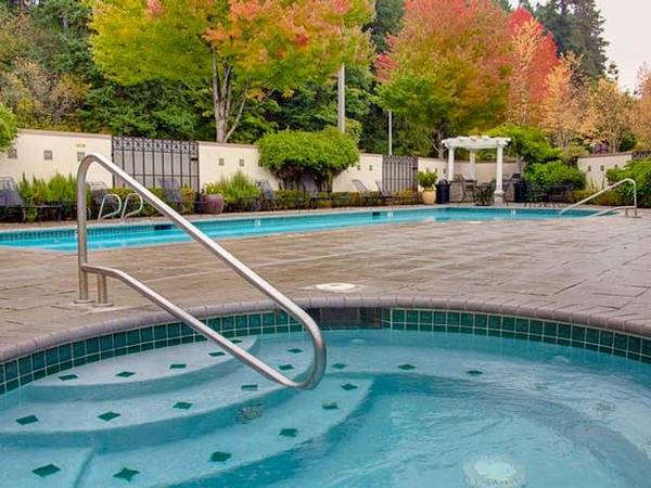 $3,311 / 2br - 1240ft2 - 24 Hour Fitness Center, Free Wi-Fi In Amenity Areas, Juliette Balcony (Redmond)63862176368515123