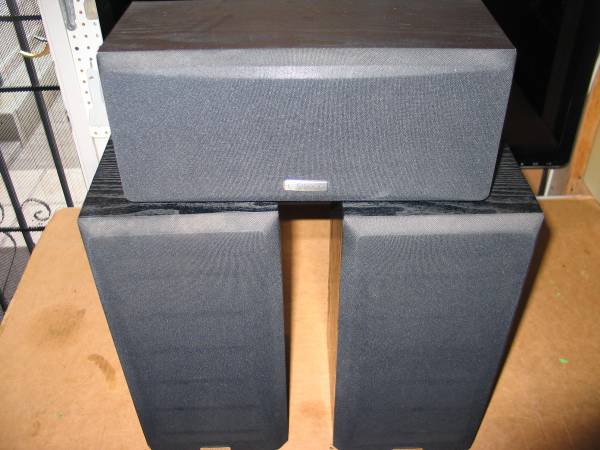 3 pcs Kenwood Bookshelf Speakers 1