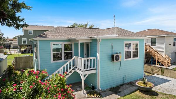 $249,000 / 1br - 676ft2 - COZY GALVESTON HOME WITH MIGHTY VALUE! (Galveston)63762892664579120