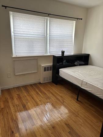 $730 1 Room for Rent (Jamaica)63809042386563121