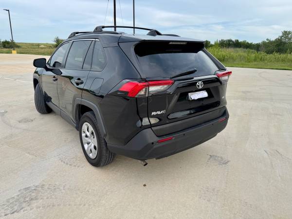 2021 Toyota RAV4 - ✅ financed easily ✅ - $16,695 (south austin)63439347217025124