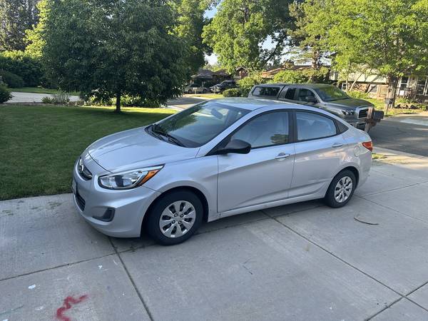 2016 Hyundai Accent en buen estado - $6,500 (Littleton)63619712321409121