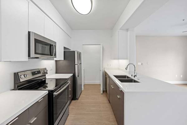 $4,709 / 2br - 1237ft2 - Comunidad libre de humo y vapor, balcón o patio, 2 dormitorios (cupertino)63824143214211120