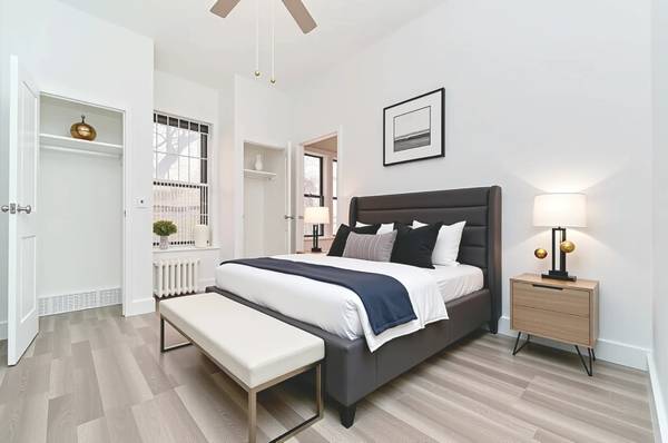 $2,970 / 1br - NO FEE Renovated 1 Bedroom Laundry In Building in Prospect Heights! (Prospect Heights)63689717699713121