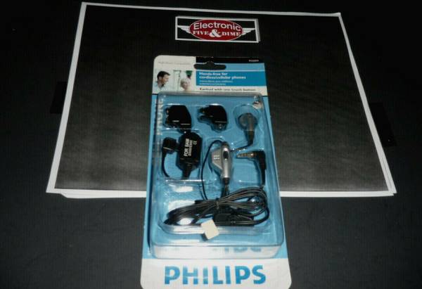 Philips (PX05004) Hands-Free Earbud 1