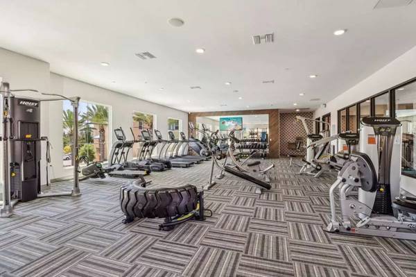 $2,799 / 1br - 801ft2 - Fantastic location! A spacious 801 sq ft 1 bed is waiting for you! (Camarillo)63800253965953121