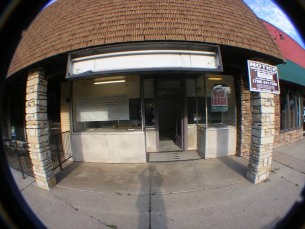 $2,200 / 1450ft2 - Former Bakery in Downtown Tinley Park (Tinley Park)64201214701569121