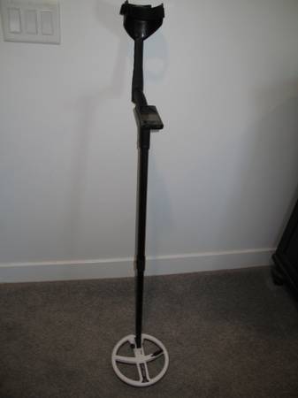 XP ORX Metal Detector With MI6 Pinpointer and More 1