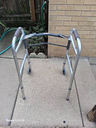 Guardian foldable walker 1