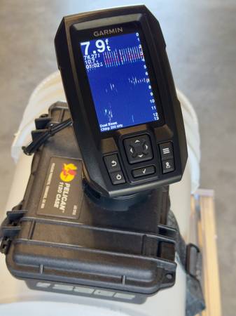Garmin Striker 4 Kit de sonda para peces, kit personalizado para tubo de flotación - $375 (Glendora)63471429590147124