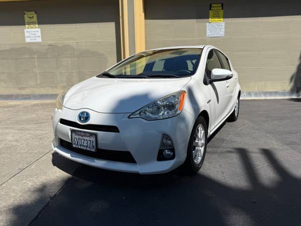 2012 Toyota Prius C - $8,900 (san leandro)63469763993859120