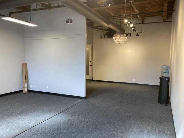 $1,792 / 768ft2 - Professional, Tech, Creative Space available. NO PROPERTY TAXES! 102 (Goose Island, Chicago)63898598582786123