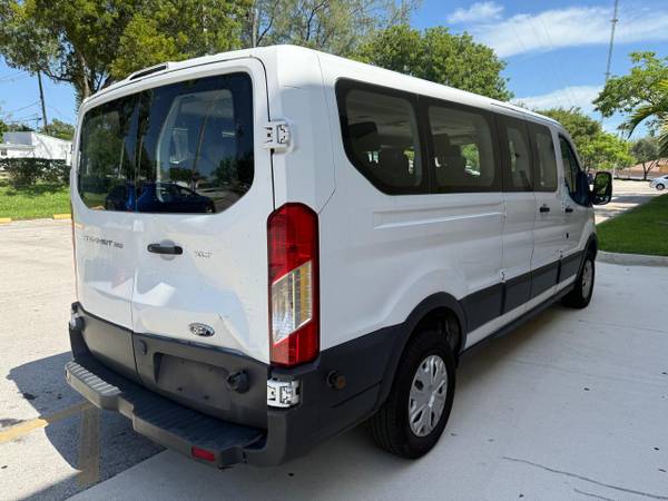 2018 FORD TRANSIT T350 15 PASSENGER CLEAN TITLE 1 OWNER LOW ROOF A/F - $16,899 (CALL DANIELA 954-648-5965 :: 6001 SW 35TH STREET MIRAMAR FL)63480083415555123