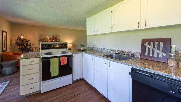$1,695 / 2br - 810ft2 - Pet Friendly, Great Community With Amazing Deals! (3280 Pine Road NE , Bremerton, WA, 98310)63688608237059123