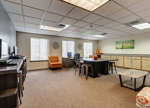 $1,348 / 2br - 970ft2 - Executive Business Center, Covered Parking Available, Dishwasher (9315 Chapel Hill Blvd, Pasco, WA)63662942744067124