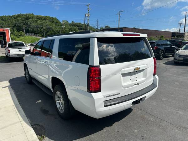 2020 Chevrolet Suburban 4WD 4dr LT - $30,500 (Scranton, PA)63611913338243124