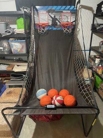 Indoor Arcade Dual-Shot Electronic Basketball Game 1