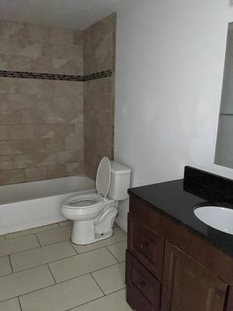 $1,195 / 2br - 700ft2 - 2805 Evelyn Av. 2/1 (Panama City)63910445621378122