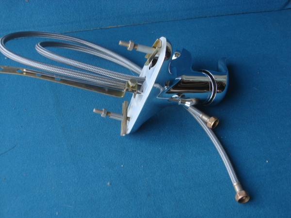 GENERAC BATHROOM FAUCET 1