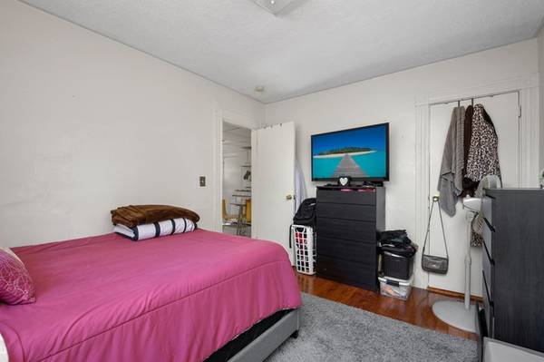 $2,800 / 2br - 1000ft2 - 2 Bedroom 1 Bath Located in Lynn MA (LYNN)63839293518721122