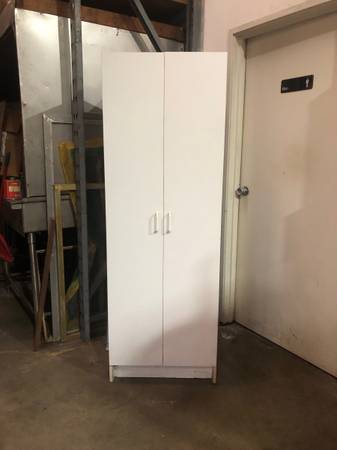 White Caninet 3 Shelves “Make Offer” 1