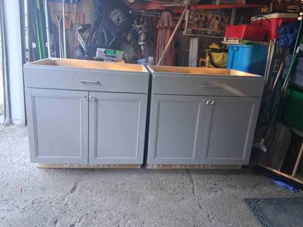 2 kitchen bottom cabinets 1