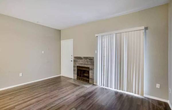 $1,095 / 1br - 611ft2 - Don't miss this fabulous 1 Bed, 1 Bath! Highly desirable location! (Dallas - Dallas Love Field)63867601734787124