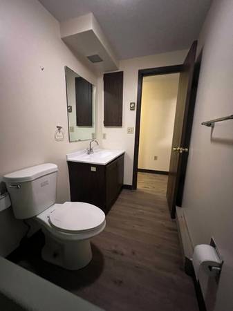$950 / 2br - 850ft2 - 2BR with Balcony Endicott Municipal Electric Area (Endicott)64035576314625124
