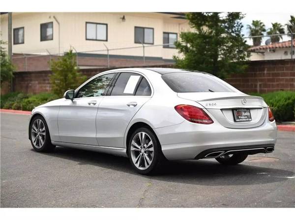 2015 Mercedes-Benz Clase C C 300 Sedán 4D - Financiamiento para la mayoría de situaciones crediticias - $12,607 (+ A1 AUTO MAYORISTA)63470759660929124