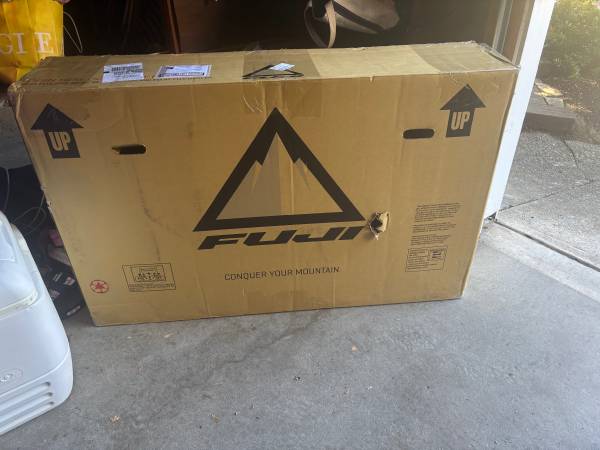 Cardboard Bike Box 1
