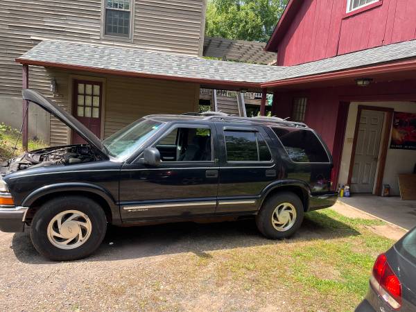 Chevy Blazer 2001 1