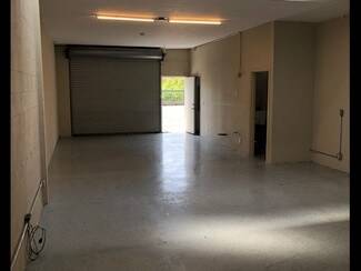 Office + Warehouse Space for Lease – Roll-Up Door – 3 Parking Spaces – 1