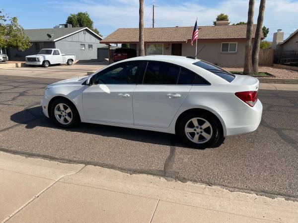 2015 Chevy Cruze LT, 139.000 millas - $3.30063470595394307123