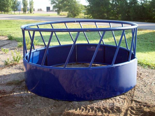 Heavy duty round bale feeder 1