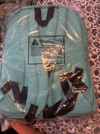 New Everest 16.5” backpacks, 2 of them - $2063435862038401122