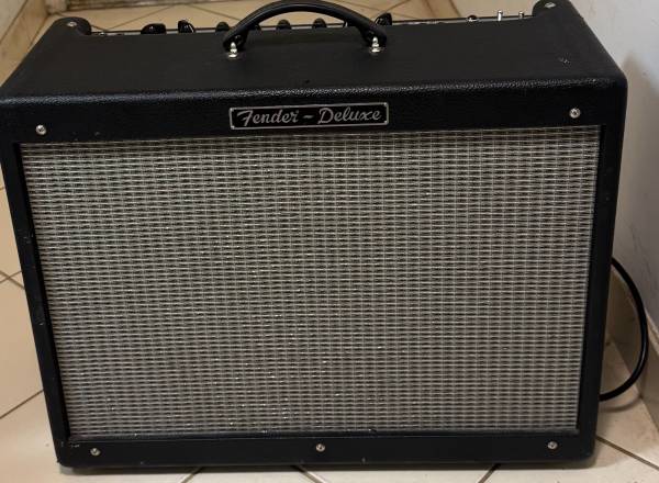 2020 FENDER Hot Rod Deluxe 40 watt TUBE AMP   $400. WANT TO TRADE ??? 1