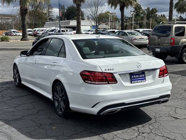 2016 MERCEDES-BENZ E350 ** REALLY LOW MILES ** - $16,99563619519304193124