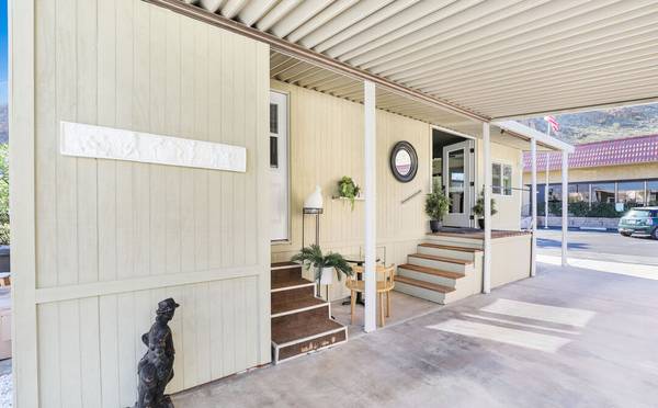 $1,650 / 1br - 400ft2 - Live Large in a Tiny Home (Sungate)63686264670595122